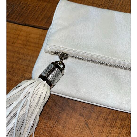 Michael Kors White Pebbled Leather Fold Over Clutch Shoulder Bag Tassel - Picture 4 of 14